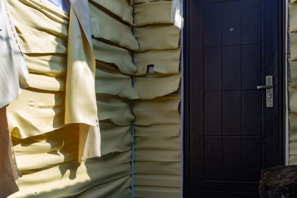Cost of Melted Siding Replacement in Kirkland