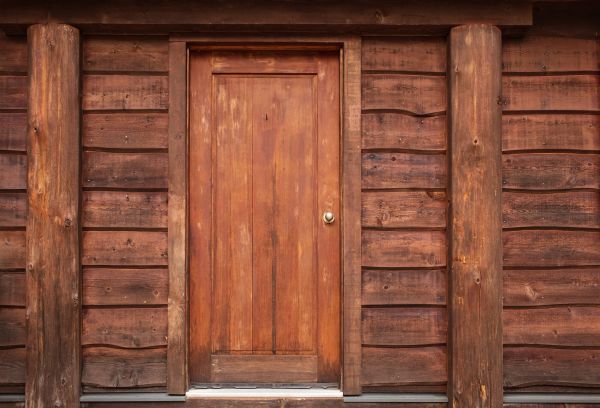 Cost of Log Cabin Siding Installation in Kirkland