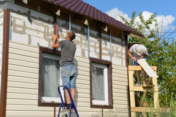 Cost of Home Siding Repair in Kirkland