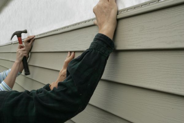 Cost of Insulated Siding Installation in Kirkland