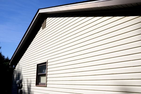 Cost of Dutch Lap Siding Installation in Kirkland