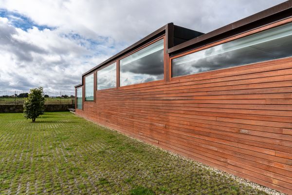Cost of Wood Cladding Service in Kirkland