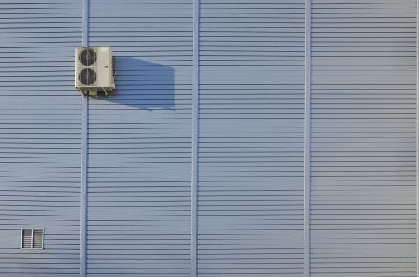 Cost of Flat Metal Siding Installation in Kirkland