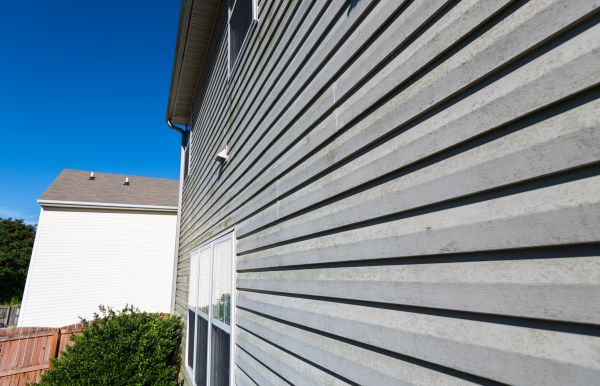 Cost of Vinyl Siding Panel Replacement in Kirkland
