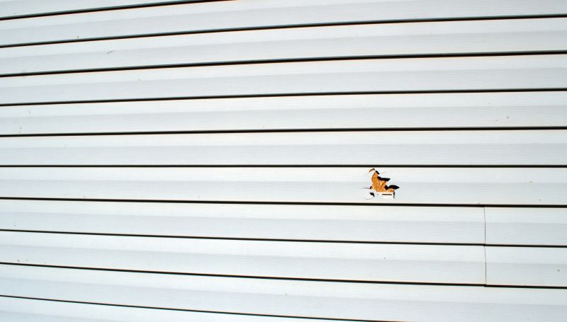 Replacing Cracked Vinyl Panels